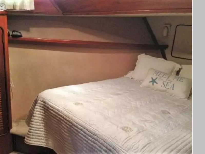 1985 Gulfstar 49 Motor Yacht