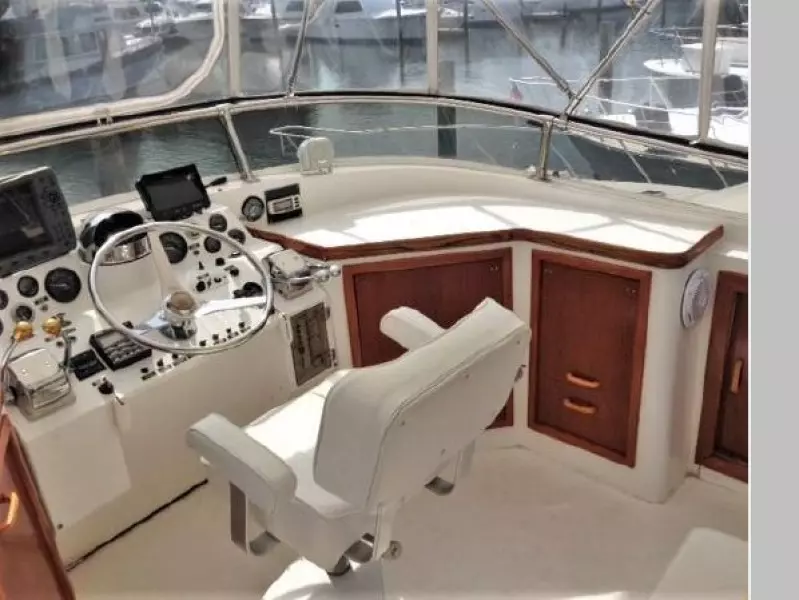 1985 Gulfstar 49 Motor Yacht