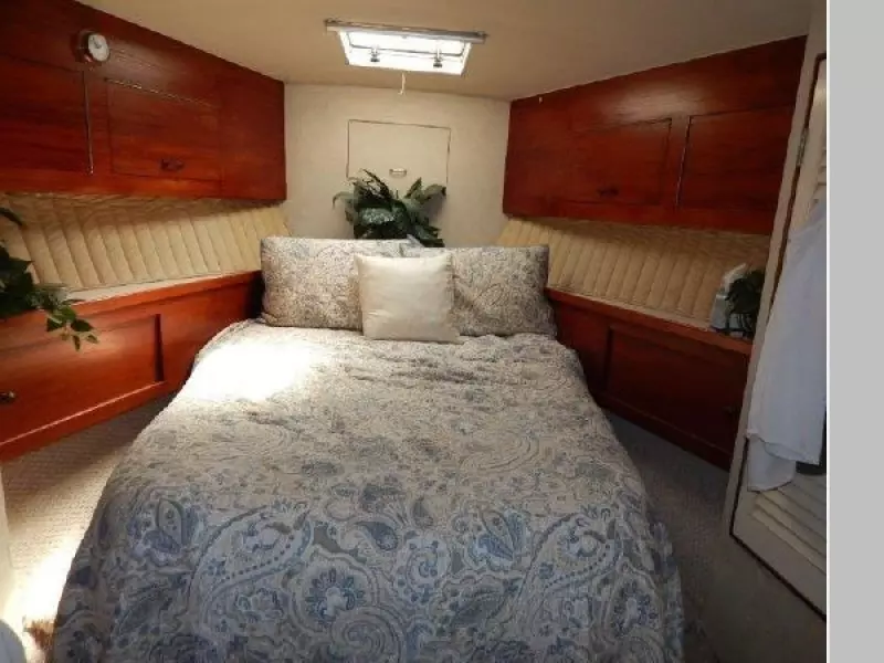 1983 Ocean Yachts Super Sport