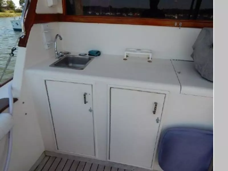 1983 Ocean Yachts Super Sport