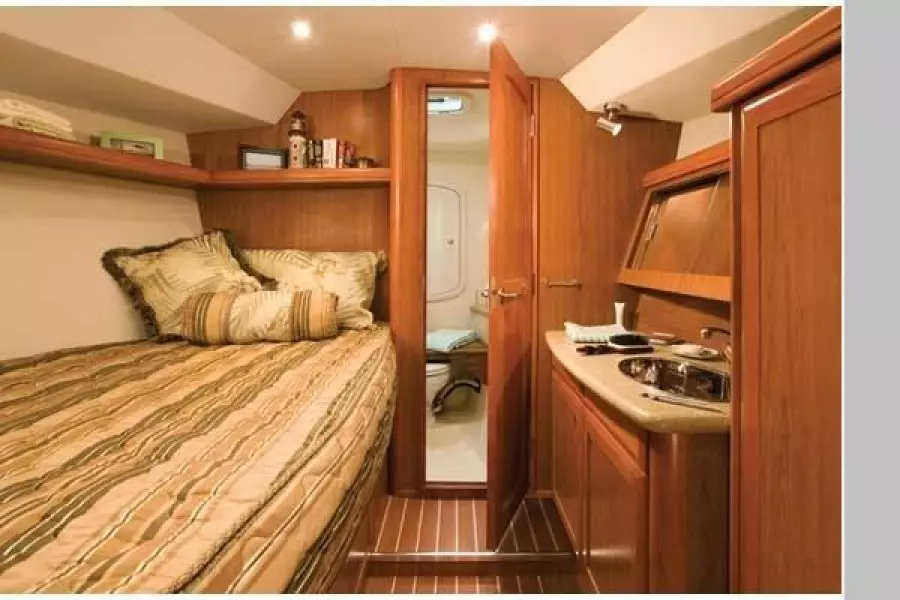 2008 Hunter 45 Deck Salon