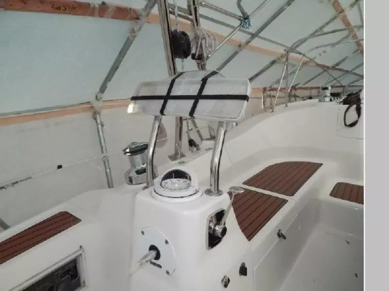 2008 Hunter 45 Deck Salon