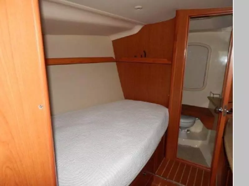 2008 Hunter 45 Deck Salon