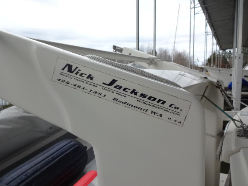 1986 Chris-Craft Yacht Fisherman