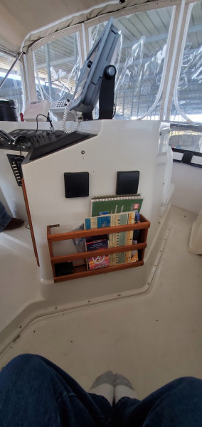 1989 Carver 4207 Aft Cabin