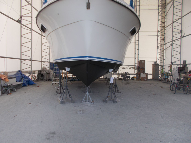 1989 Carver 4207 Aft Cabin