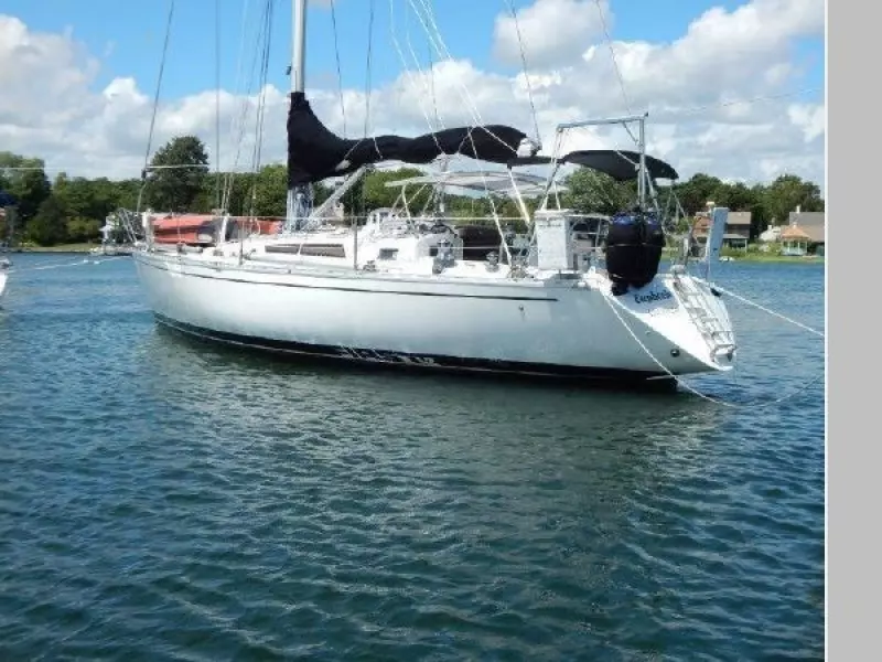 1983 Beneteau First 42