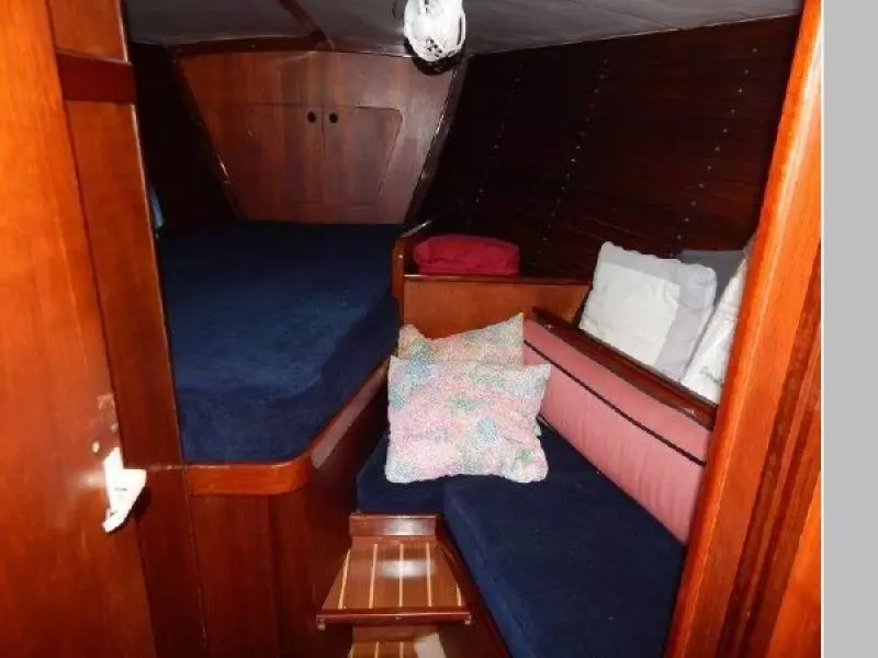 1983 Beneteau First 42