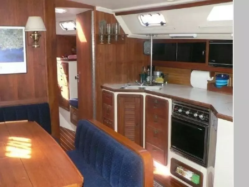1990 Catalina 42
