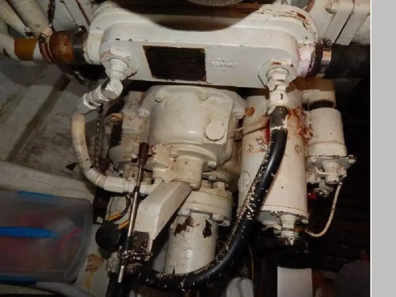 1985 Grand Banks Classic