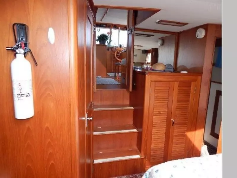 1985 Grand Banks Classic