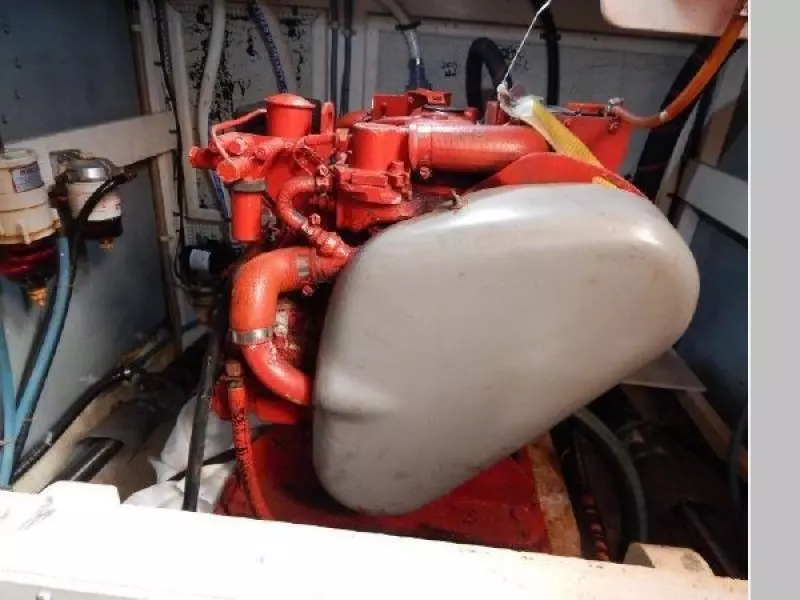 1985 Grand Banks Classic