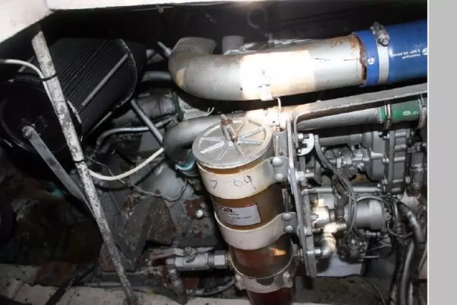 1986 Egg Harbor 41 Convertible