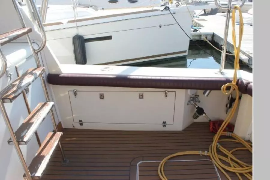 1986 Egg Harbor 41 Convertible
