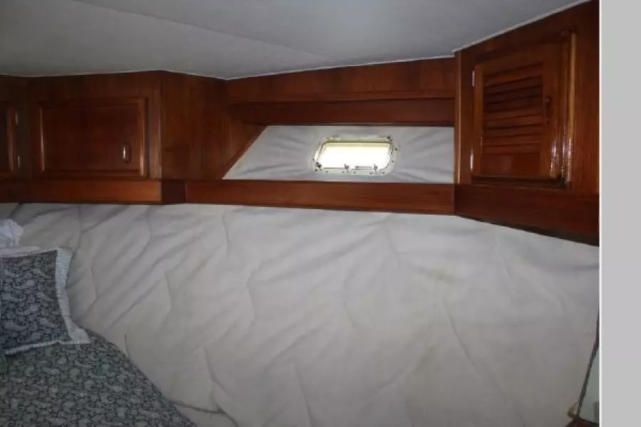 1986 Egg Harbor 41 Convertible