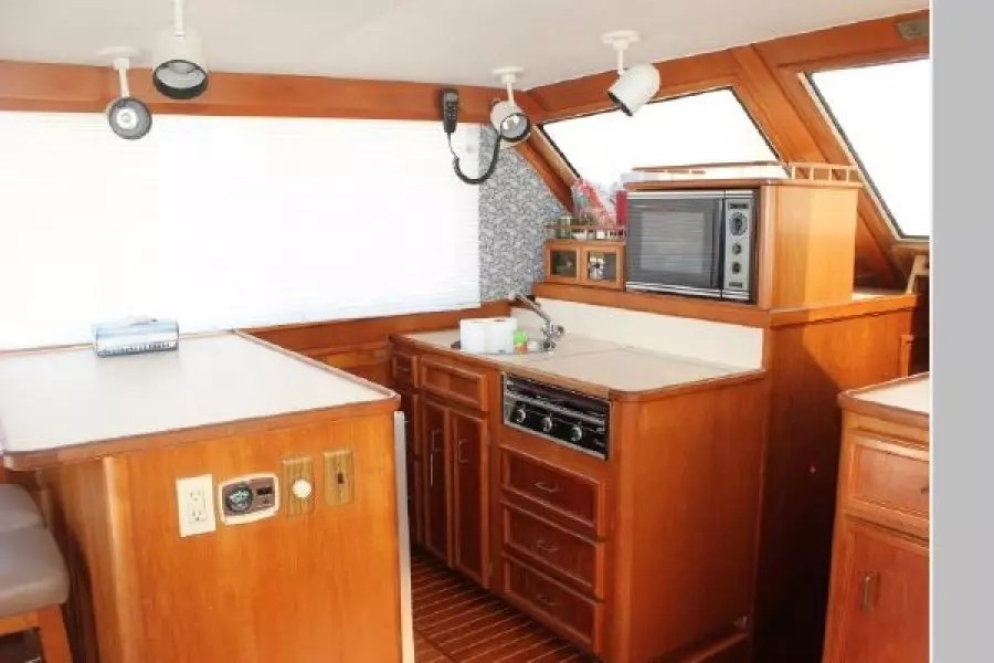 1986 Egg Harbor 41 Convertible