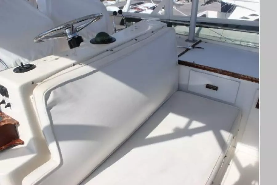 1986 Egg Harbor 41 Convertible