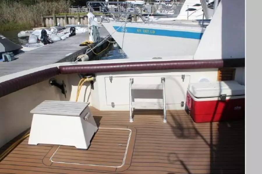 1986 Egg Harbor 41 Convertible