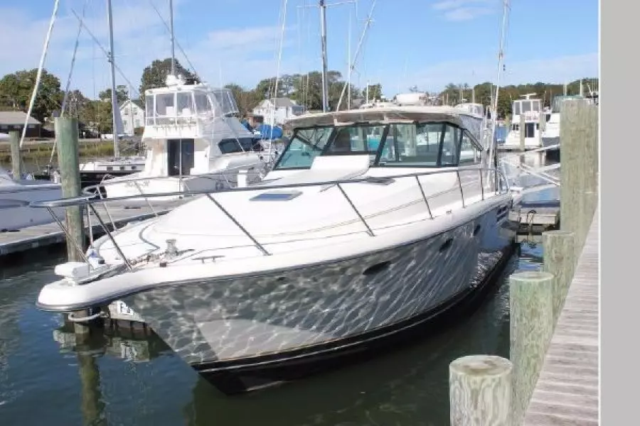 1997 Tiara Yachts 41 Open