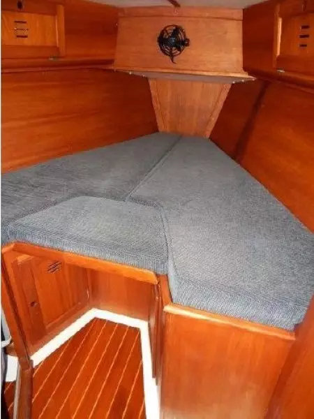 1997 Freedom 40/40