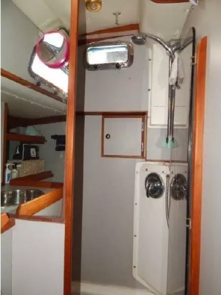 1997 Freedom 40/40