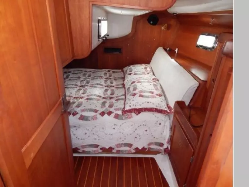 1997 Freedom 40/40