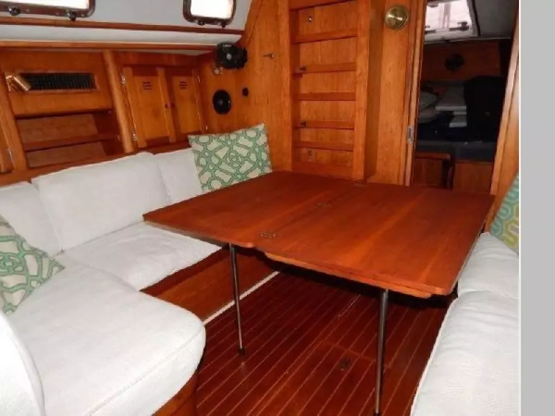 1997 Freedom 40/40