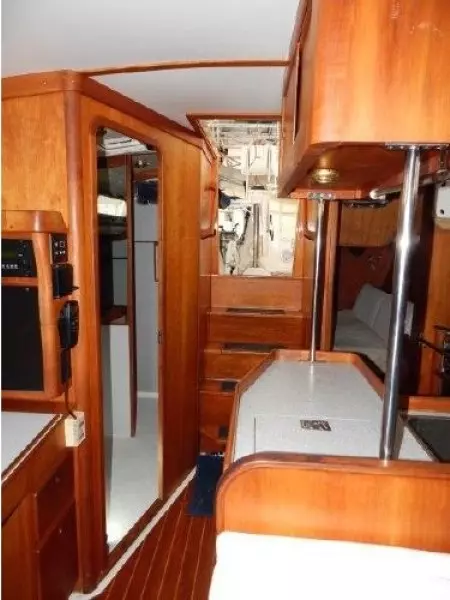 1997 Freedom 40/40