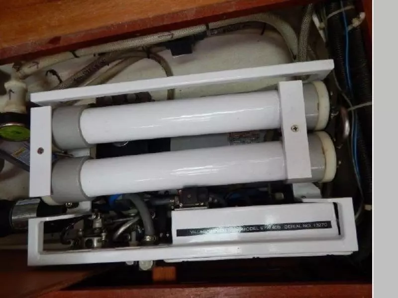 1997 Freedom 40/40