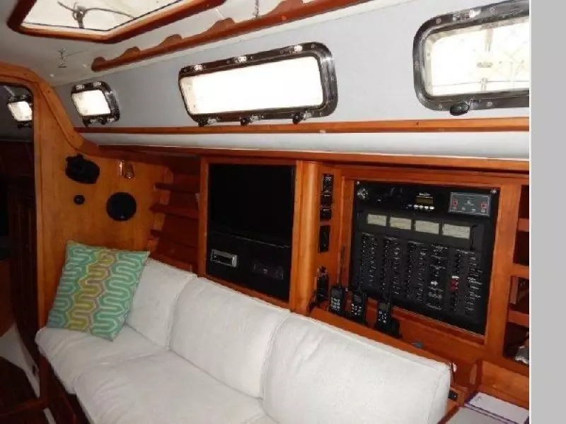 1997 Freedom 40/40