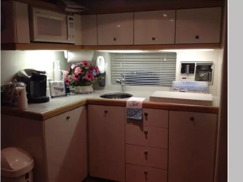 1994 Trojan 37 Express