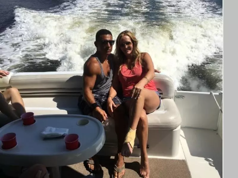 1994 Trojan 37 Express