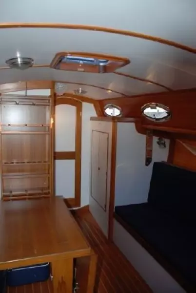 1999 Alerion Express 38 Yawl