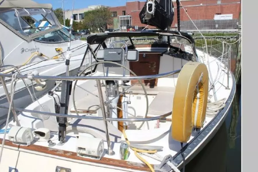 1976 C&C 38 Sloop
