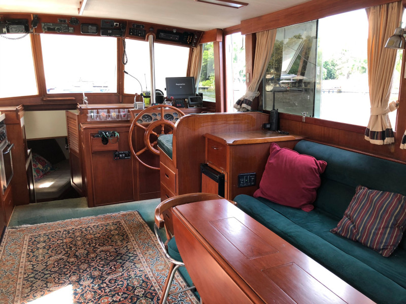 1988 Grand Banks Classic
