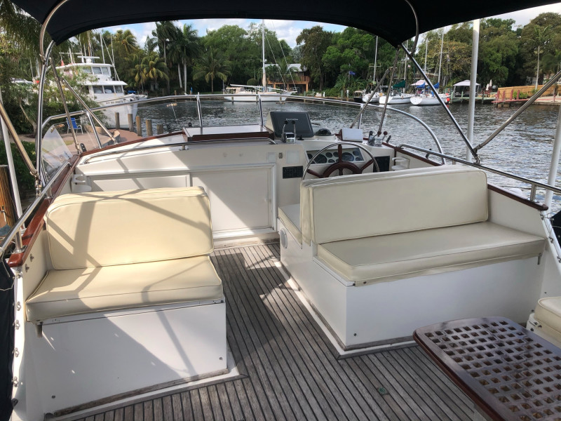 1988 Grand Banks Classic