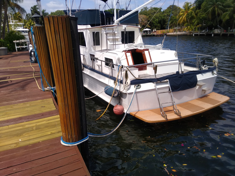 1988 Grand Banks Classic