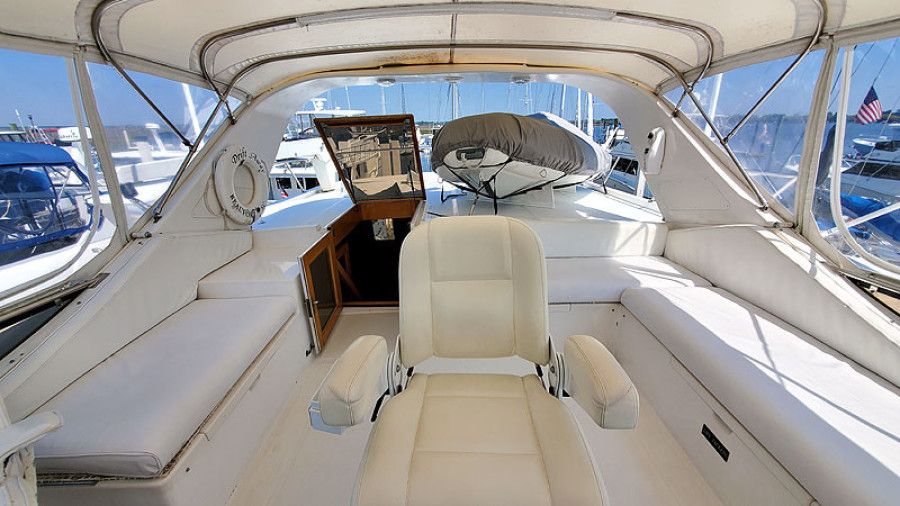 1996 Ocean Alexander 546 Yachtfisher