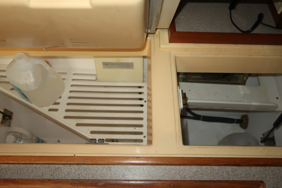 2002 Hunter 460