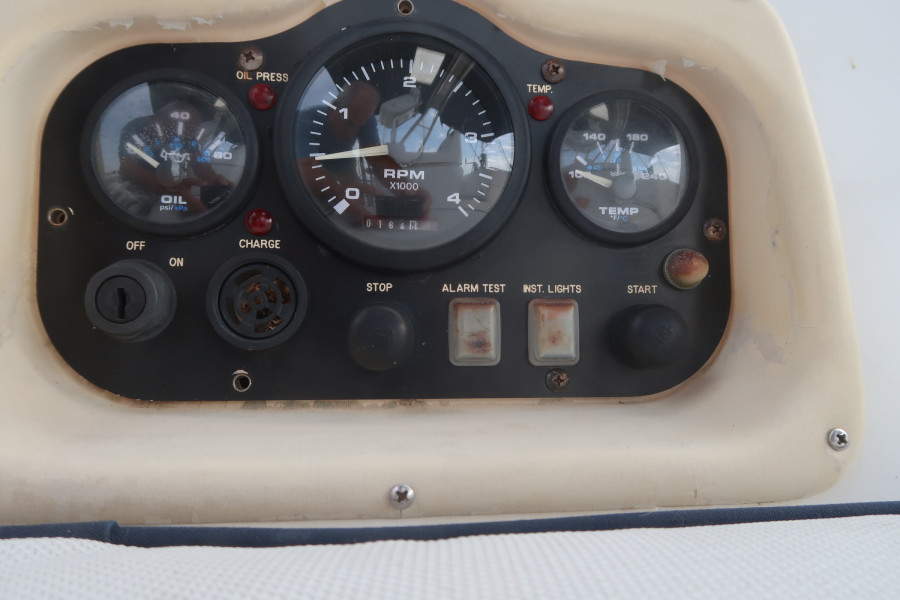 2002 Hunter 460