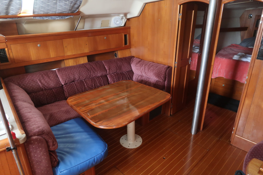 2002 Hunter 460
