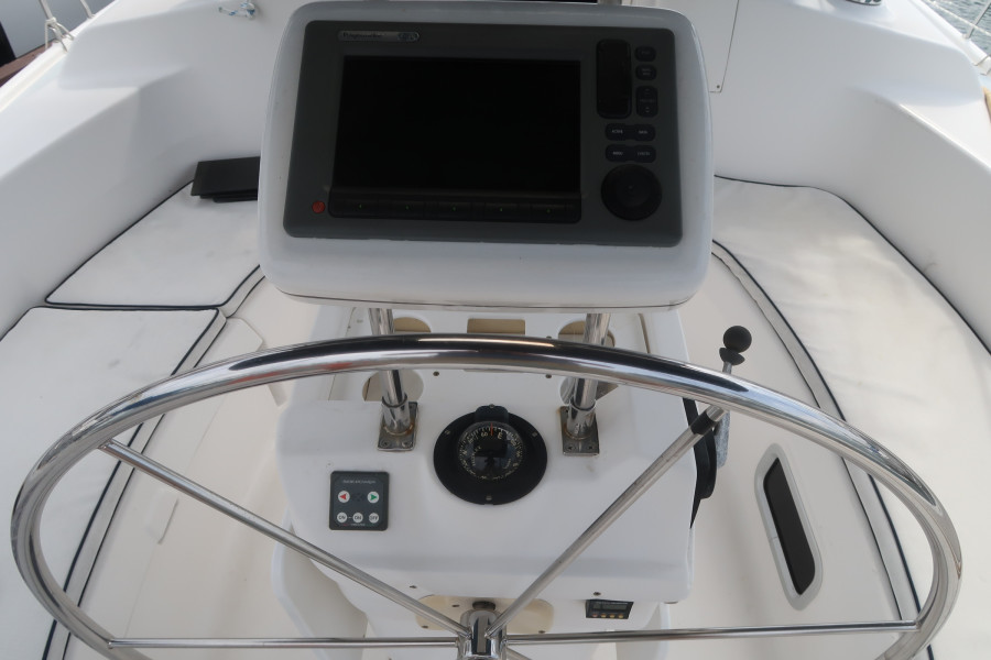 2002 Hunter 460
