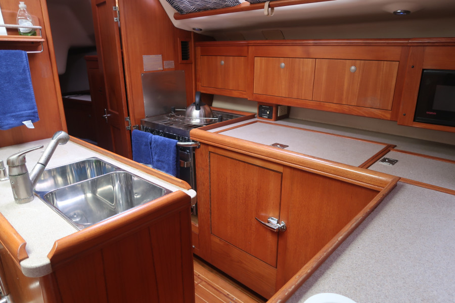 2002 Hunter 460