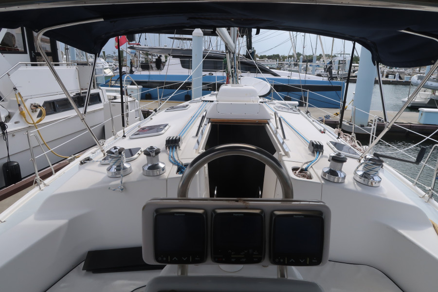 2002 Hunter 460