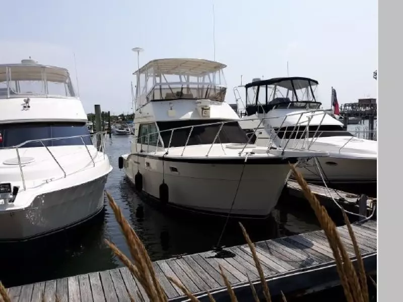 1980 Hatteras Convertible
