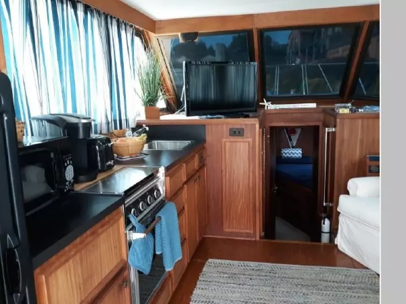 1980 Hatteras Convertible