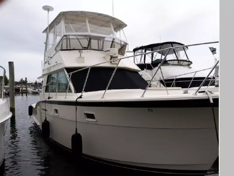 1980 Hatteras Convertible