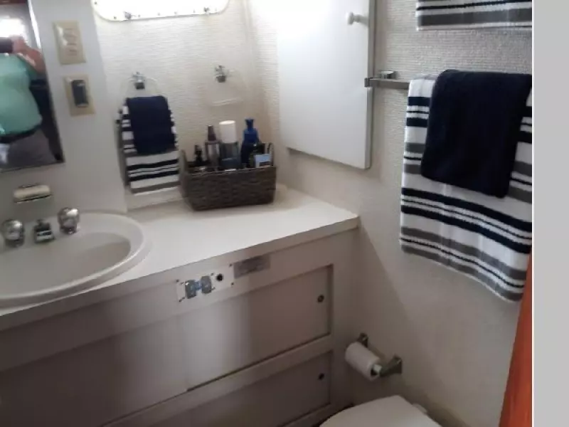 1980 Hatteras Convertible