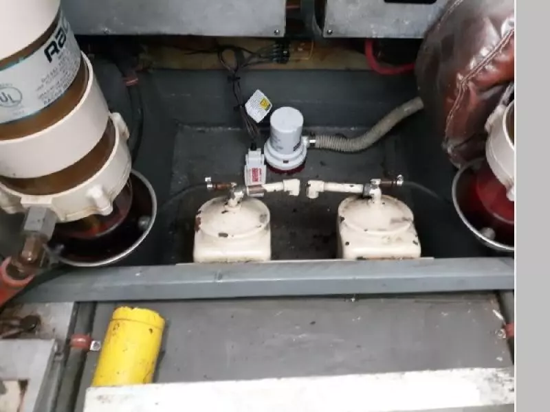 1980 Hatteras Convertible