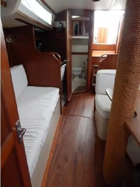 1987 Irwin Citation 35